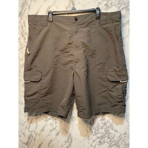 Wrangler Men's Cargo Shorts Size 42 Quick-Dry Material Featuring Multiple Pocket